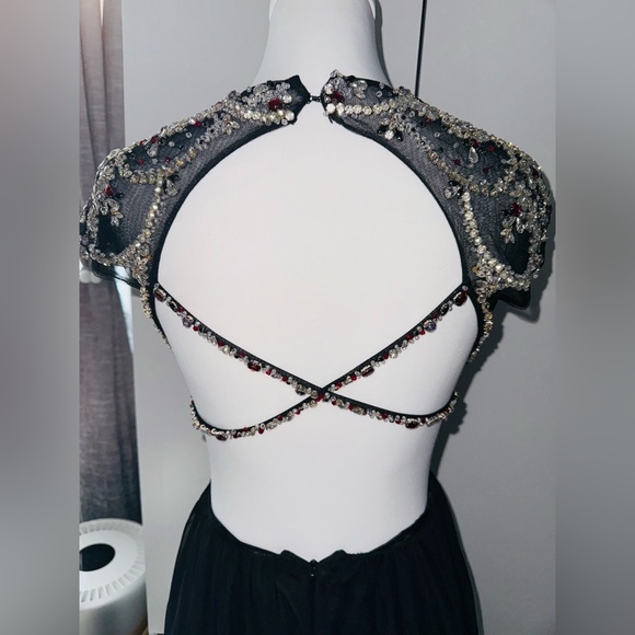 NWT $998 MAC DUGGAL 2025 RUFFLE EMBELLISHED MAXI DRESS FLORAL CHIFFON 68470 - Picture 4 of 5